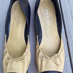 CHANEL Ballet flats. EU sz 41.5